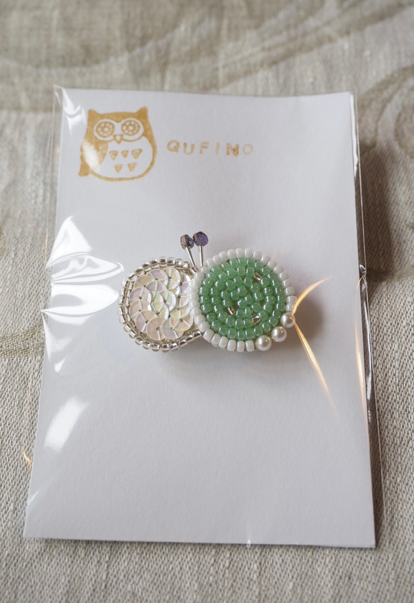 ビーズ刺繍✨　ちょうちょのヘアゴム (ミントグリーン) まんまる　北欧 4枚目の画像