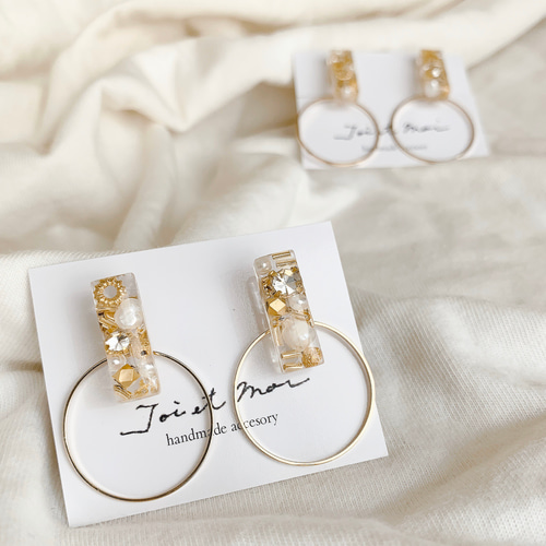 四角レジンピアス.イヤリング ピアス（フープ） Toi et Moi 通販  
