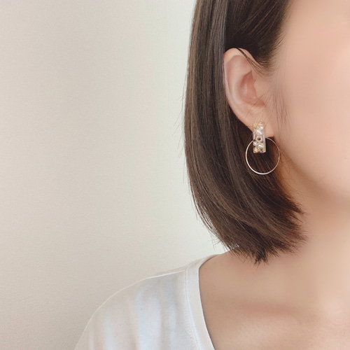 四角レジンピアス.イヤリング ピアス（フープ） Toi et Moi 通販 