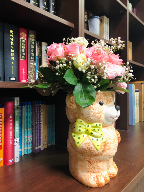 台灣製造 小熊可愛卡通手繪陶瓷花器 花瓶擺件 辦公桌 茶席 第6張的照片