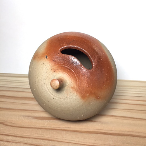 Creema限定】備前焼 りんごの一輪挿し 一輪挿し・花瓶・花器