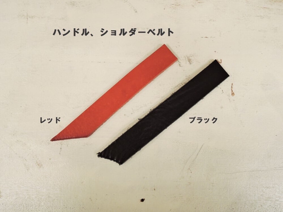 【nil】神戸 ソフトレザー サコッシュ 2way ミニマルチポーチ ショルダー バッグ  グレーxレッド 7枚目の画像