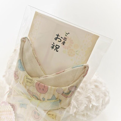 スタイ*出産祝いにご祝儀袋型のニコちゃんのストライプスタイ 3枚目の画像