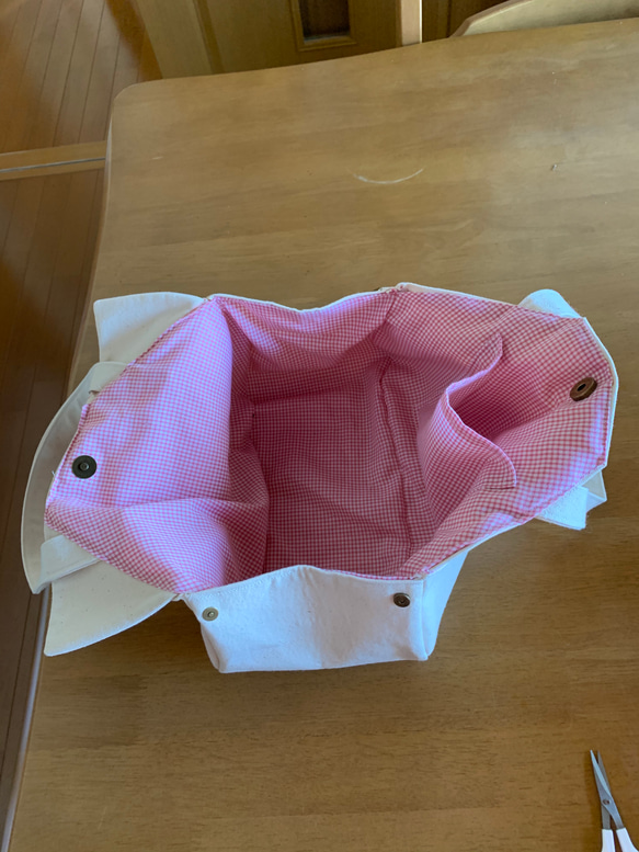 １１号帆布の猫型トートバッグ（肉球ピンクタイプ） 4枚目の画像