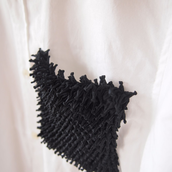 &lt;Black M size&gt;獨特的x傳統工藝，採用Tsumugi Lab的Arimatsu擠壓面料製成的牛津系扣襯衫 第9張的照片