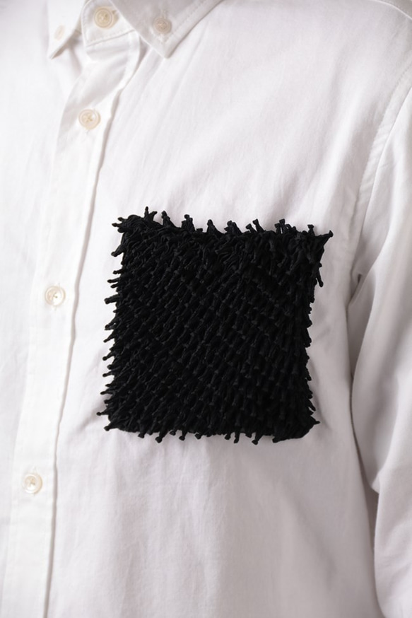 &lt;Black M size&gt;獨特的x傳統工藝，採用Tsumugi Lab的Arimatsu擠壓面料製成的牛津系扣襯衫 第6張的照片