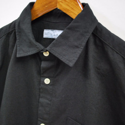知多木綿×名古屋黒紋付染 日本の黒染めシャツ マックロ 綿100%レギュラーカラー 3枚目の画像