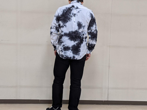僅庫存 M “Ichigo Ichikai”黑色不勻染色襯衫 &lt;知多棉織物 x 名古屋黑色波峰染色&gt; 第8張的照片