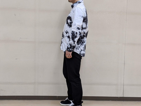 僅庫存 M “Ichigo Ichikai”黑色不勻染色襯衫 &lt;知多棉織物 x 名古屋黑色波峰染色&gt; 第10張的照片