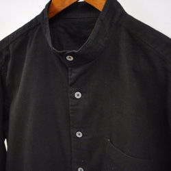 再入荷<Mサイズ>”真黒” バンドカラー ネルシャツ 黒染めシャツ ＜名古屋黒紋付染＞ 2枚目の画像