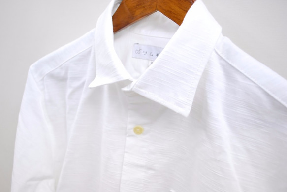 &lt;M大小&gt;使用一個簡單的日本白色棉襯衫的襯衫繭綢於吃他繭綢織物 第2張的照片