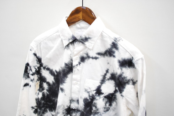 OSOCU 日本の黒ネルシャツ ”クロキリ” ＜播州生地×名古屋黒紋付染＞ 3枚目の画像