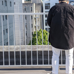 完売＜OSOCU＞知多木綿×名古屋黒紋付染 真っ黒な バンドカラー ロングシャツ サイドスリットデザイン 3枚目の画像