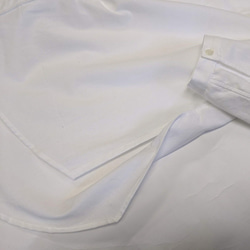 &lt;OSOCU&gt; Chita棉Chita漂白純白色帶彩色長襯衫側開叉設計 第7張的照片