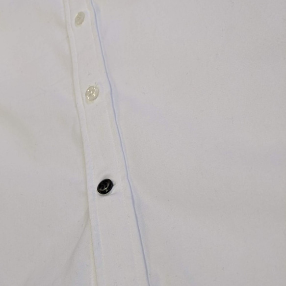 ＜OSOCU＞知多木綿 知多晒 真っ白な バンドカラー ロングシャツ サイドスリットデザイン 8枚目の画像