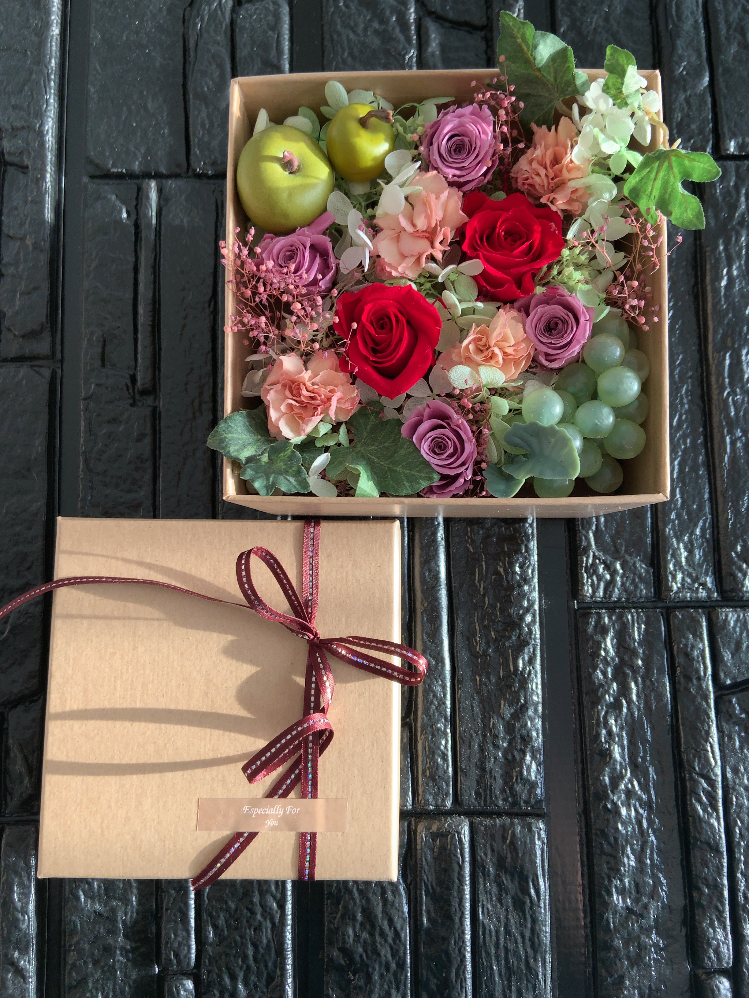 ஐお誕生日の贈り物にも【フルールコフレ/キューブBOXフラワー(R)/フラワーボックス】▪️母の日早割ゆっくり割あり▪️