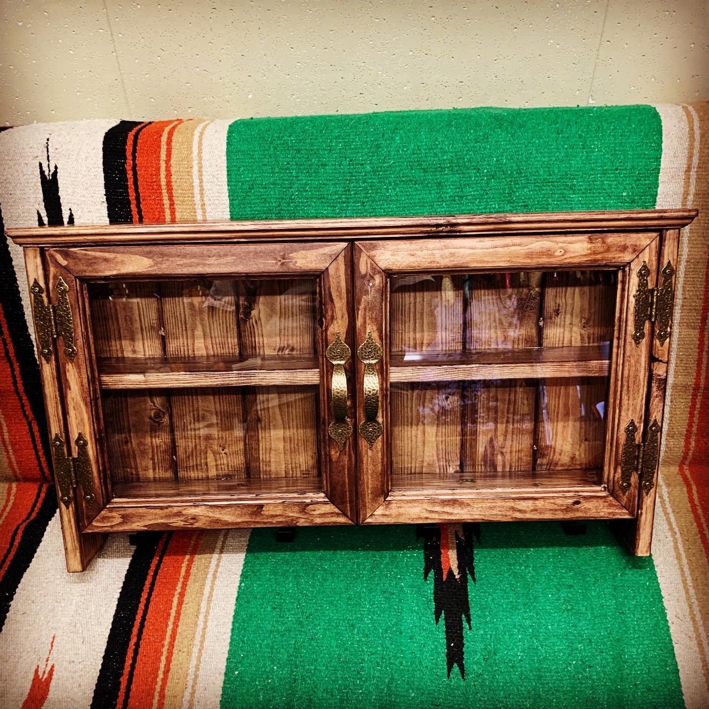 オールド風　飾棚