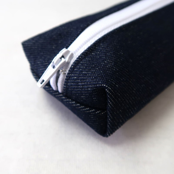 Plus 1 深藍牛仔丹寧四方筆袋 Indigo Denim Square Pencil Case 第4張的照片