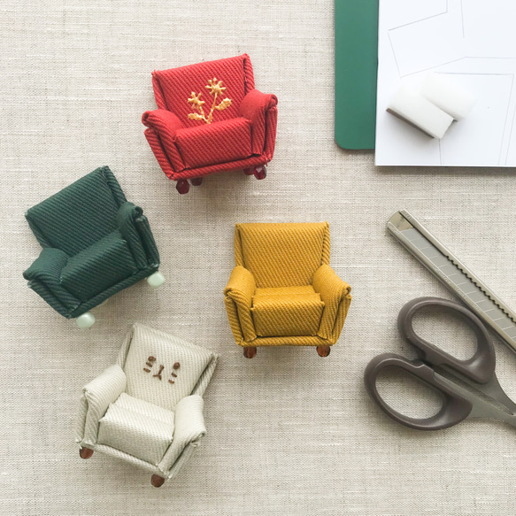 【手づくりキット】【四角】ミニチュアソファのリングスタンド　動画付き 1枚目の画像