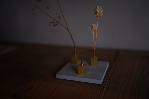 真鍮製一輪挿し　「ちょこんと」 7枚目の画像