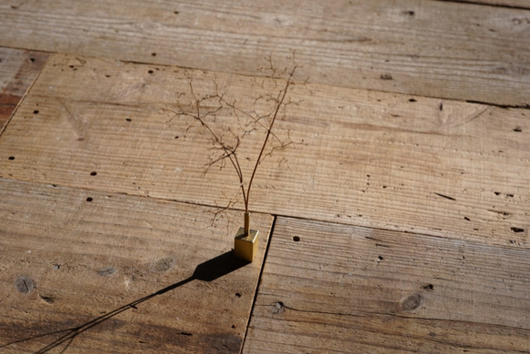 真鍮製一輪挿し　「ちょこんと」 10枚目の画像