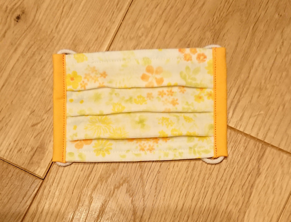 受注生産☆幼児用 ノーズワイヤー入り立体プリーツマスク 1枚目の画像