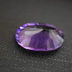 125 上品 一点物 天然 大粒 アメジスト楕円 アメシスト 紫水晶 ２月誕生石 天然石 ルース 裸石 4枚目の画像