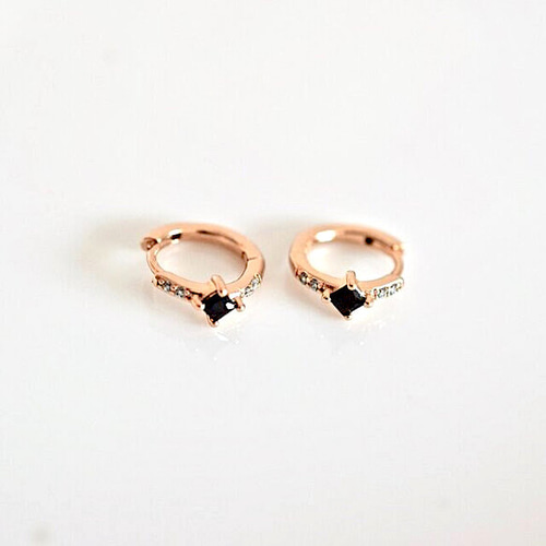 7004 ミニフープピアス ブラックダイヤモンド シンプルフープピアス