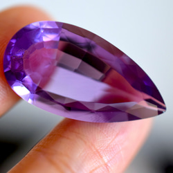 158 特売 上品 大玉 天然 バイカラー アメジスト 雫 アメシスト 紫水晶 ２月誕生石 天然石 ルース 裸石 2枚目の画像