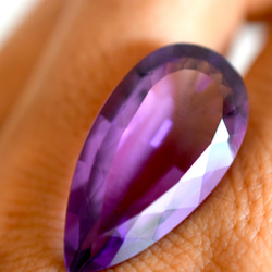 158 特売 上品 大玉 天然 バイカラー アメジスト 雫 アメシスト 紫水晶 ２月誕生石 天然石 ルース 裸石 3枚目の画像
