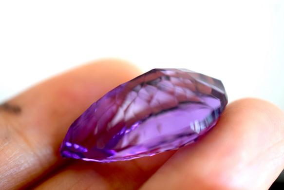 159 特売 上品 大玉 天然 アメジスト 雫 アメシスト 紫水晶 ２月誕生石 天然石 ルース 裸石 8枚目の画像