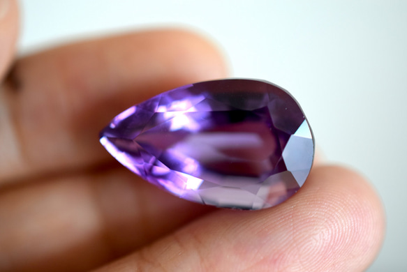 164 特売 上品 大玉 天然 アメジスト 雫 アメシスト 紫水晶 ２月誕生石 天然石 ルース 裸石 3枚目の画像