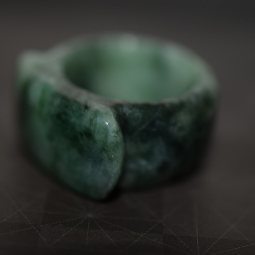 81-2 美品 21.5号 天然 青緑 翡翠 リング 板指 広幅 指輪 硬玉