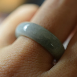 111-24 美品 20.0号 天然 翡翠 リング 指輪 硬玉 くりぬき 誕生石 5枚目の画像