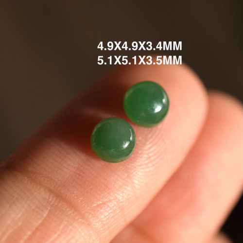 29 特売 美品 氷種 天然 A貨 翡翠 ルース 裸石 硬玉 ジェダイトピアス 