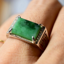 10 特売 シルバー 天然 深緑 本翡翠 リング 指輪 父の日 メンズ 誕生日フリーサイズ 息子 正月 彼氏 プレゼント 2枚目の画像