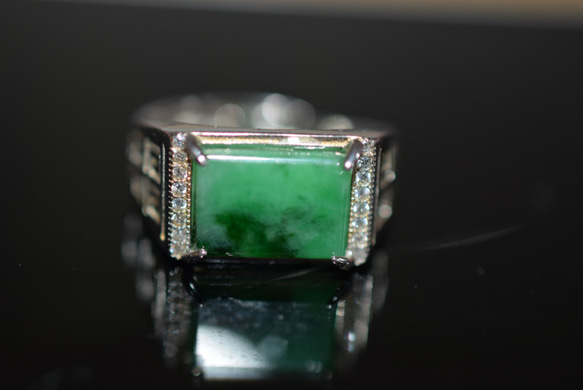 10 特売 シルバー 天然 深緑 本翡翠 リング 指輪 父の日 メンズ 誕生日フリーサイズ 息子 正月 彼氏 プレゼント 3枚目の画像