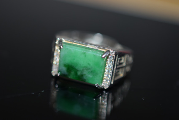 10 特売 シルバー 天然 深緑 本翡翠 リング 指輪 父の日 メンズ 誕生日フリーサイズ 息子 正月 彼氏 プレゼント 4枚目の画像