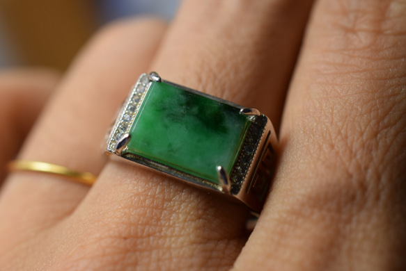 10 特売 シルバー 天然 深緑 本翡翠 リング 指輪 父の日 メンズ 誕生日フリーサイズ 息子 正月 彼氏 プレゼント 10枚目の画像