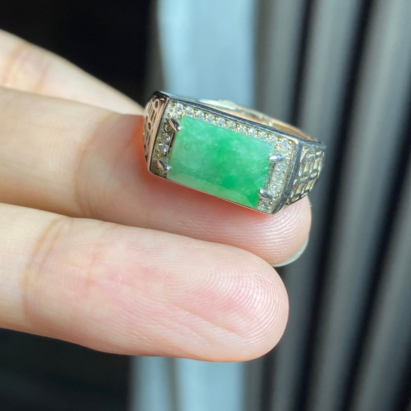 A54 特売 シルバー 天然 緑 翡翠 リング 指輪 メンズ フリーサイズ 息子 彼氏 プレゼント 2枚目の画像