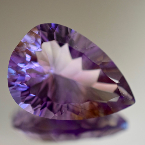 123 上品 一点物 天然 超大粒 バイカラー アメジスト 雫 アメシスト 紫