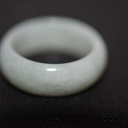 6-191 19.5号 天然 A貨 白薄緑 翡翠 リング レディース メンズ 広幅 指輪 硬玉ジェダイト 5枚目の画像