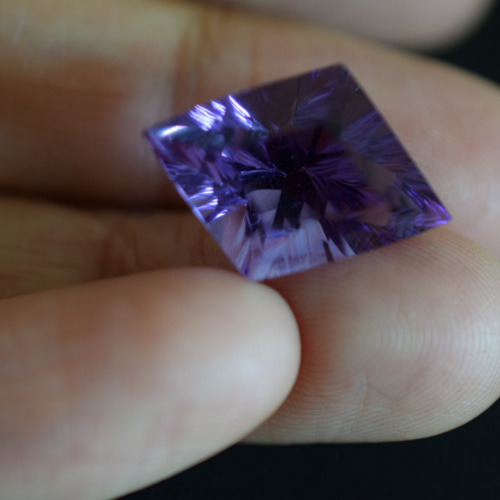 1-76 上品 一点物 天然アメジスト 菱形 梭形 アメシスト 紫水晶