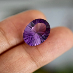 115 上品 一点物 天然 大粒 アメジスト 楕円　アメシスト 紫水晶 ２月誕生石 天然石 ルース 裸石 5枚目の画像