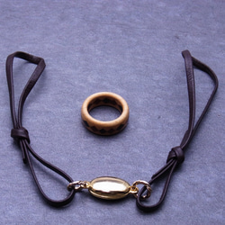 【SOLD OUT】指輪を使ったブレスレット 高級ブレスレット金具と革ひもで大人の雰囲気です。 5枚目の画像
