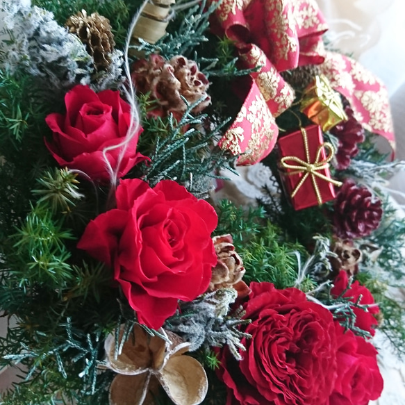 《 みうさぎ様 専用 》「Creema限定」＊ Christmas wreath ＊ クイーンレッド プリザーブド 4枚目の画像