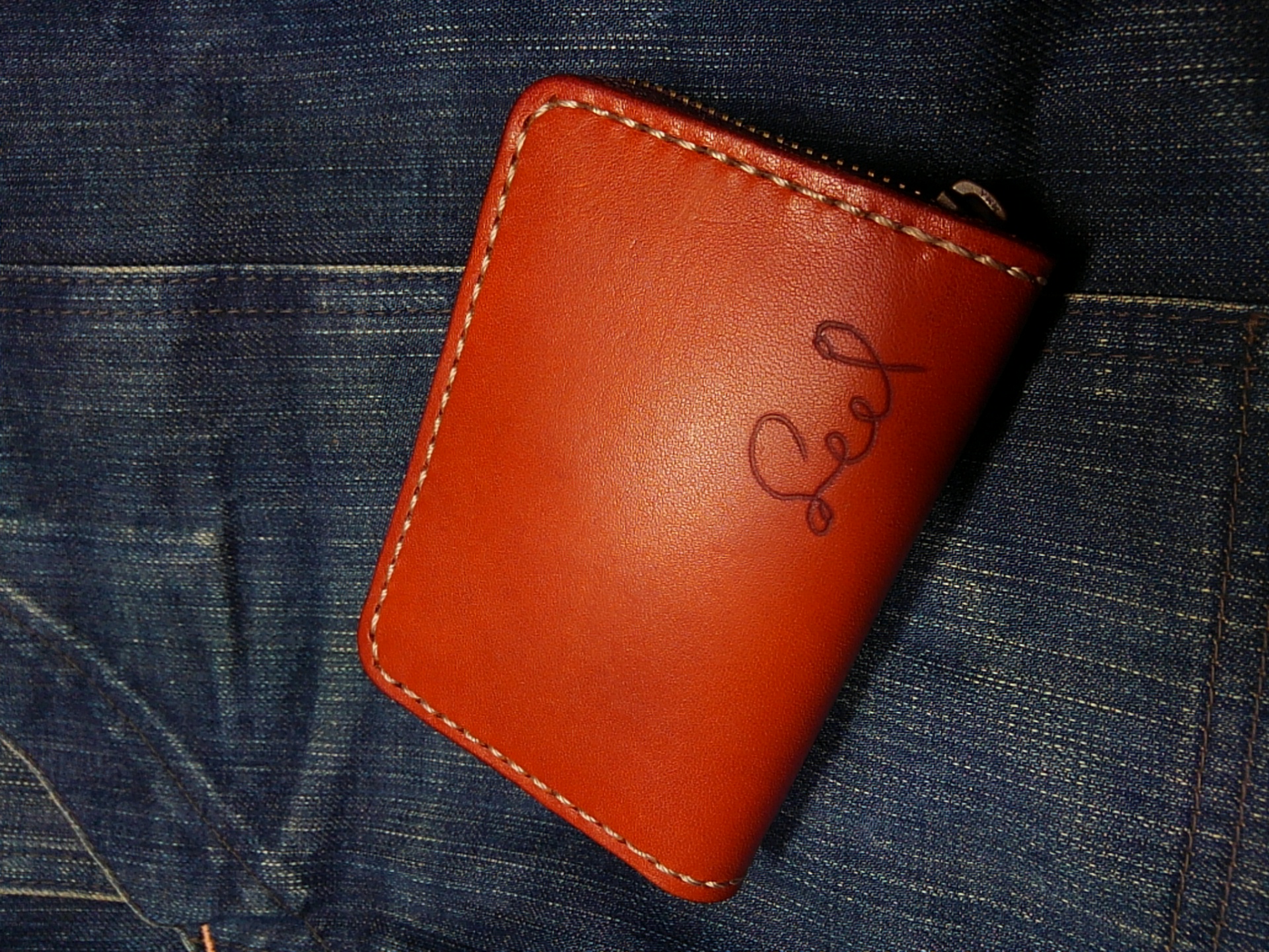 経年変化がすごい　ファスナータイプ　お財布