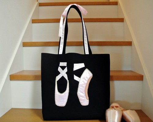 【Gentlewoman】BALLERINA BAG バレリーナバッグ ショルダー กระเป๋าบัลเล่ย์ สะพายไหล่ GENTLE WOMAN รุ่น BALLERINA BAG