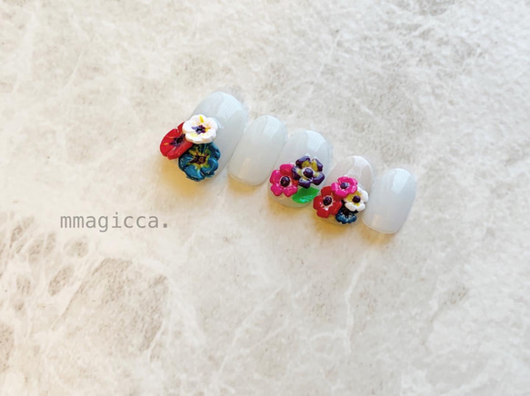 (175)ネイルチップ/お花/上品/おしゃれ/大人/ドレス/和服/春夏秋冬/ネイルアクセサリー 4枚目の画像