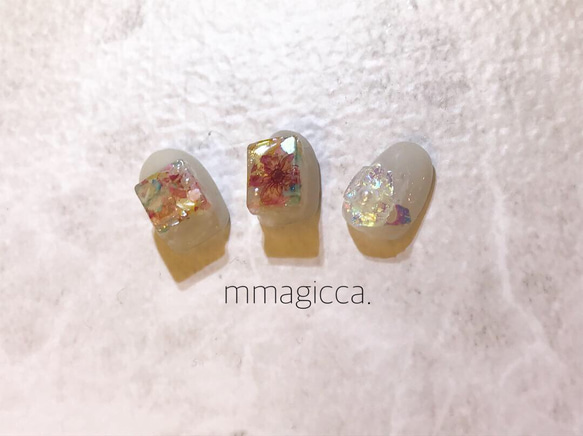 (26) ネイルチップ/ネイルアクセサリー/宝石カット/ハーバリウム風ネイル/3D/大人/上品 3枚目の画像